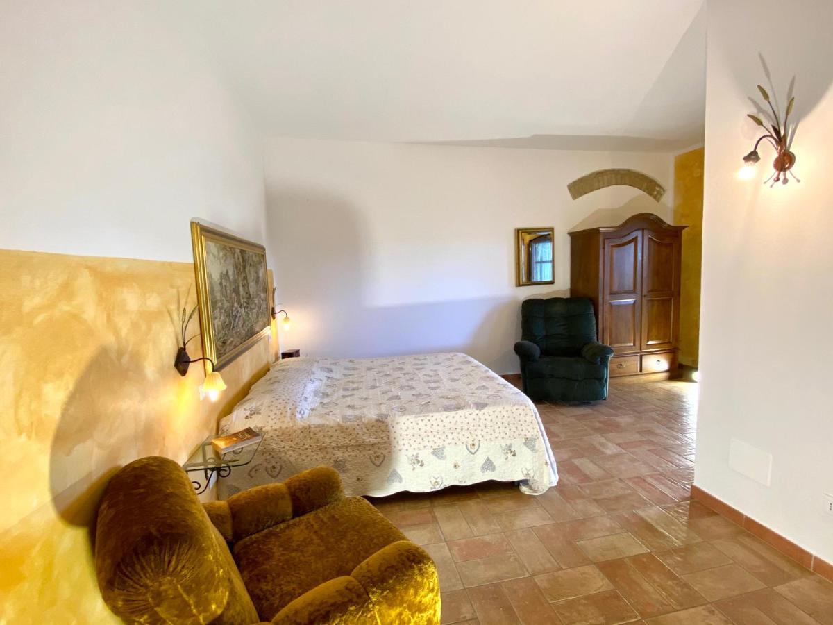 Agriturismo L'Antica Quercia Помаранче Екстериор снимка