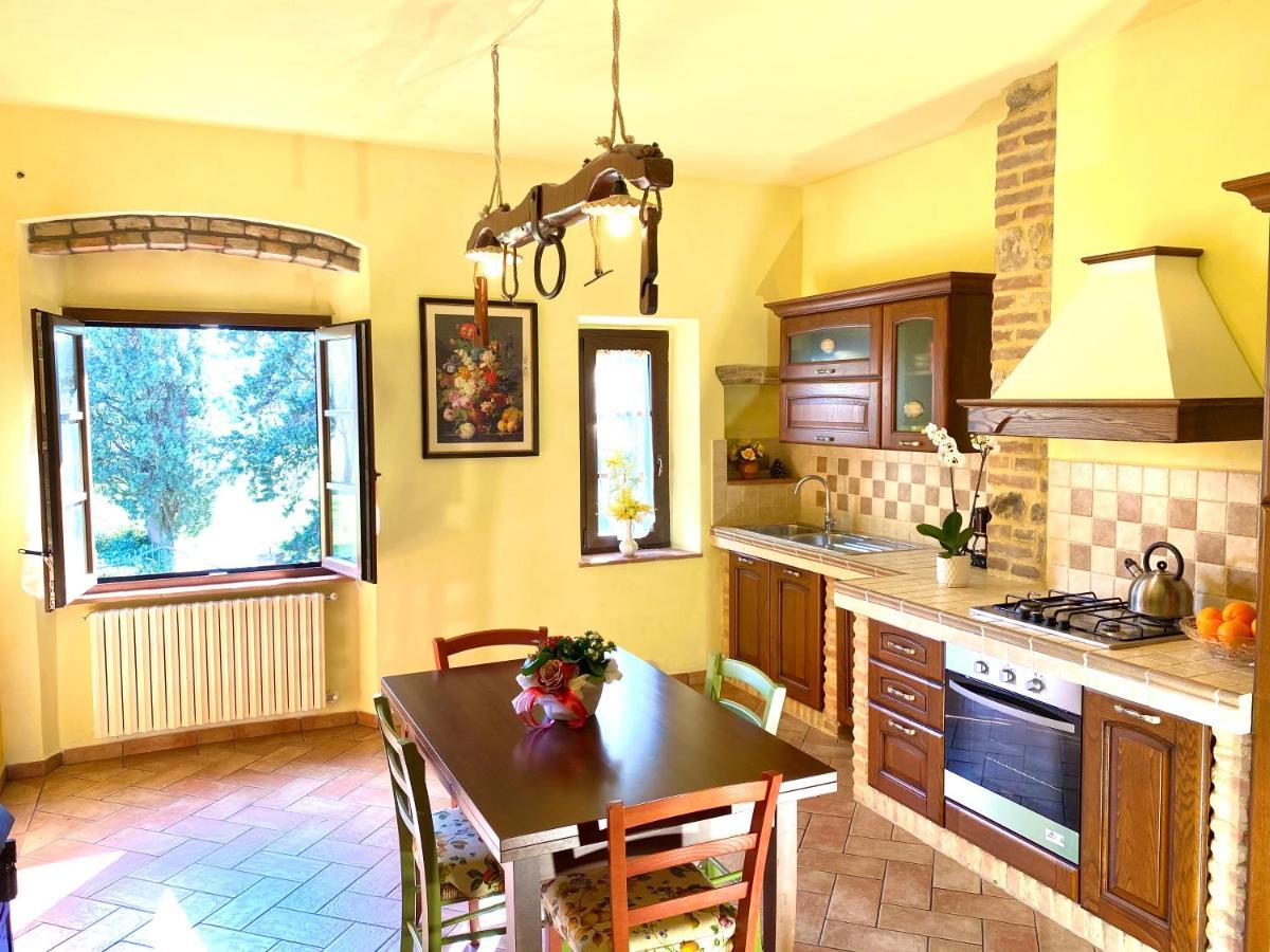 Agriturismo L'Antica Quercia Помаранче Екстериор снимка